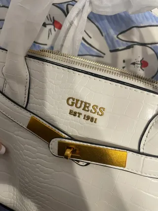 Bolso Guess Blanco Cocodrilo Dorado