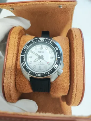 Reloj Seiko Automático Capitan Willard dial Blanco
