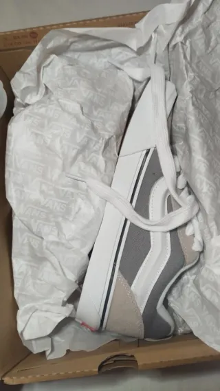 Zapatillas Vans Unisex Talla 37 Rojas