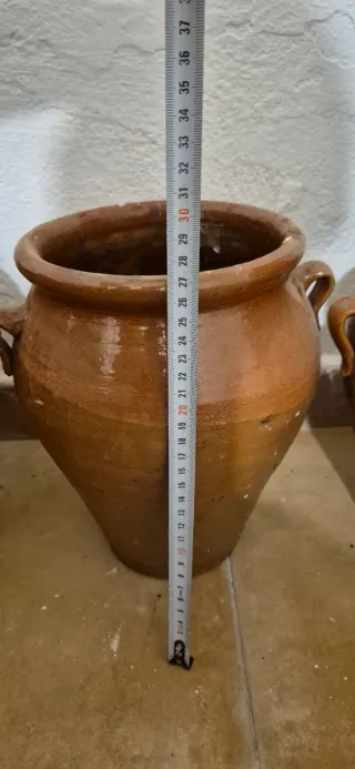 Orza de barro artesanal