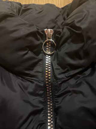 Chaleco negro acolchado