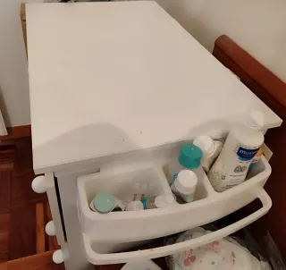 Cómoda bebé bañera y cambiador