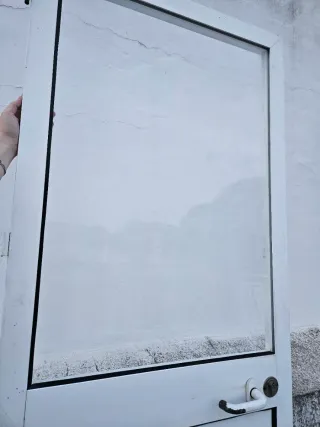 Puerta aluminio con cristal