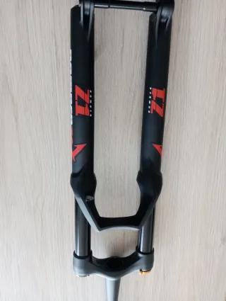 Horquilla Marzocchi Bomber Z1 29 150mm