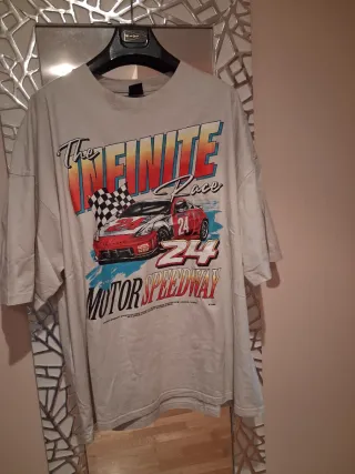 Camiseta Vintage The Infinite Race