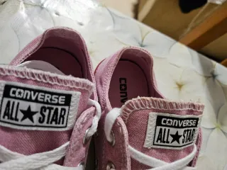 Zapatillas Converse rosas bajas