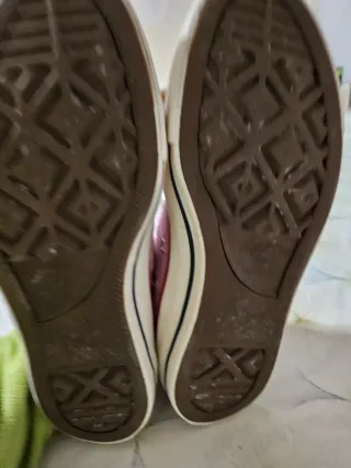 Zapatillas Converse rosas bajas