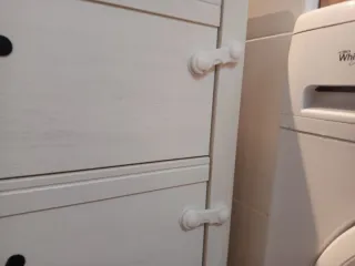 Cómoda blanca de madera Ikea