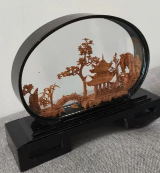 Paisaje Chino Corcho Tallado Vitrina