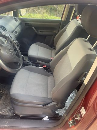 Volkswagen Caddy 2013