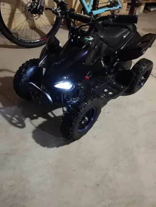 Quad eléctrico infantil negro
