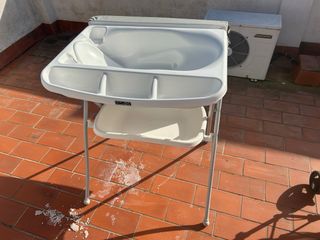 Bañera y cambiador para bebé