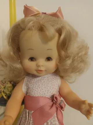 Muñeca Mariloli con complementos