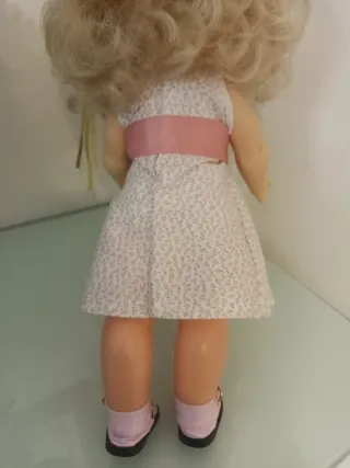 Muñeca Mariloli con complementos