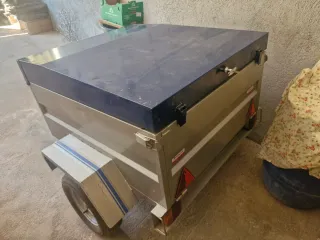 Remolque Memcar con capota rígida