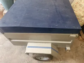 Remolque Memcar con capota rígida