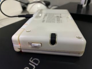 Nintendo DS Lite Blanca -Seminueva- con juego