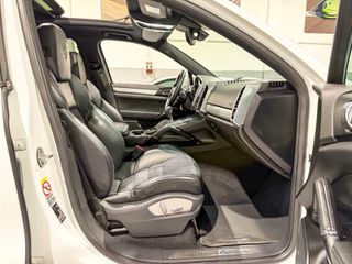 Porsche Cayenne Diesel Platinum Edition