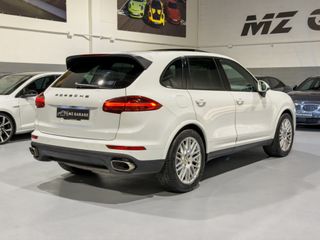 Porsche Cayenne Diesel Platinum Edition