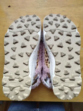 Sandalias Flower Mountain pelo talla 40