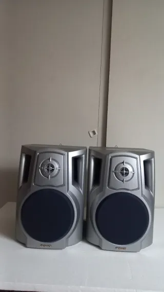 Impianto stereo Aiwa NSX-5223 da riparare