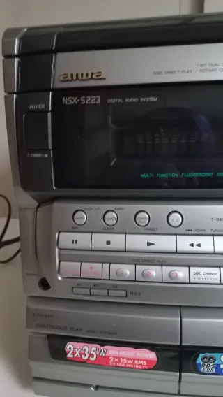 Impianto stereo Aiwa NSX-5223 da riparare