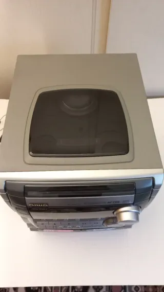 Impianto stereo Aiwa NSX-5223 da riparare