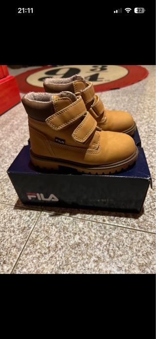 Stivaletti bimbo Fila n. 24