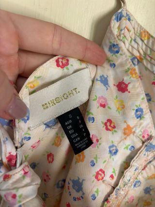 Camiseta floral multicolor talla S