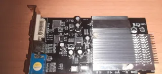 Tarjeta Gráfica ATI Radeon 9550 DDR