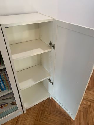 Estantería, Billy blanca, Ikea, con puerta