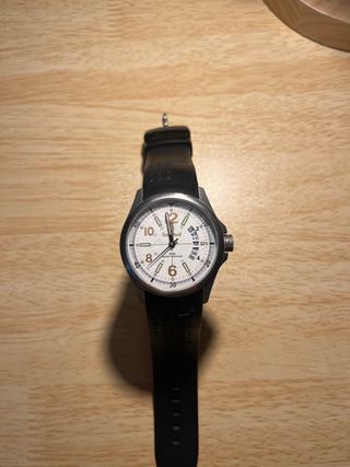 Reloj Timberland Negro y Blanco