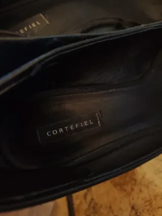 Zapatos de tacón CORTEFIEL negros