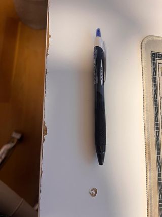 Mesa escritorio IKEA + 2 caballetes FINNVARD