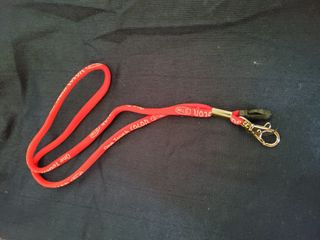 Portachiavi rosso con moschettone