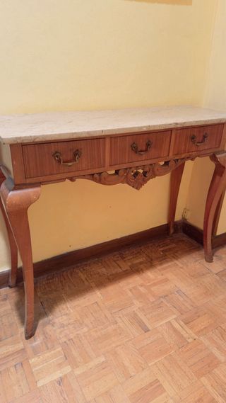 Mesa consola antigua de mármol y madera