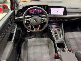 Volkswagen Golf GTI MK8 245CV