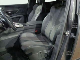 Peugeot 3008 Hybrid 225 e-EAT8 Allure