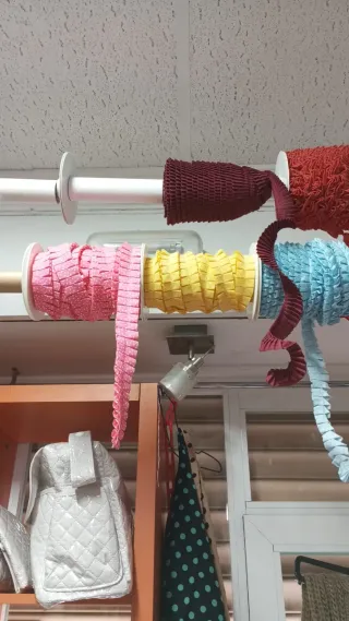 Mercería: Cintas y encajes