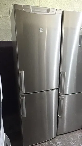 Frigorífico Balay plateado