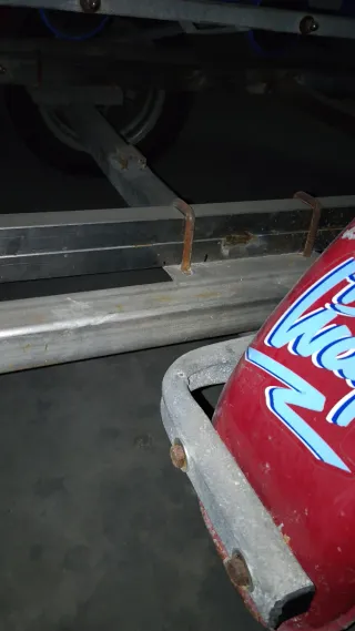 Eje y Ruedas para Remolque Náutico