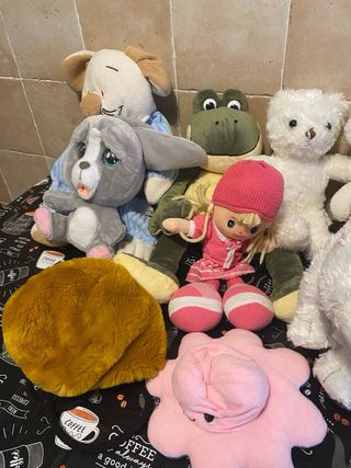 Lotto peluche: elefante, orso, unicorno, ecc.