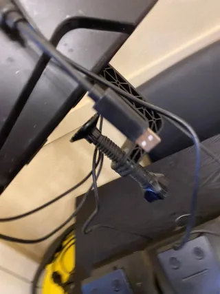 Volante Speedlink con pedales