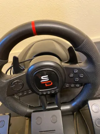 Volante Speedlink con pedales