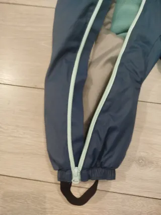 Mono infantil nieve esquí más guantes.