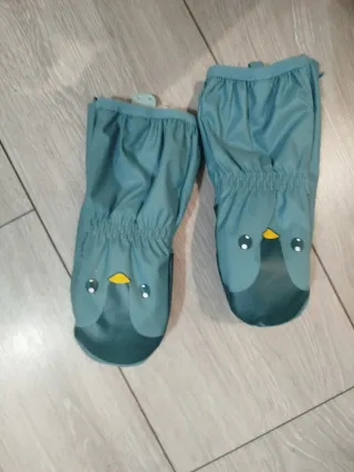 Mono infantil nieve esquí más guantes.