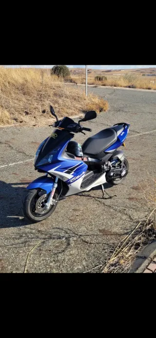 Peugeot scooter  jet force 50cc scooter impoluta