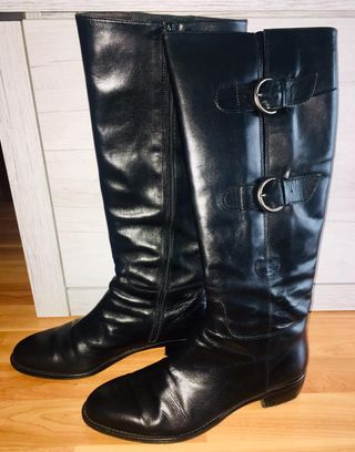 Botas de piel negras altas