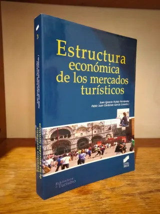 Libros variados, tapa blanda, a 15 € cada uno