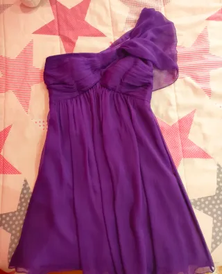 Vestido fiesta morado asimétrico